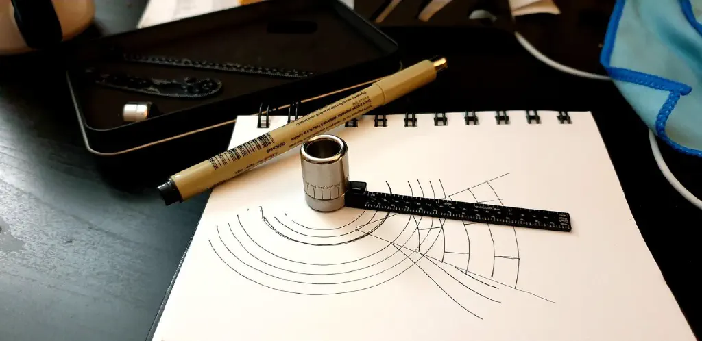 Magcon design tool with arcs drawn using its guide