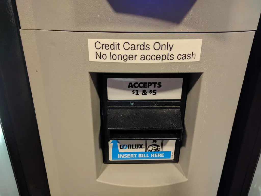 DLfb425UEAAlcrT.jpg