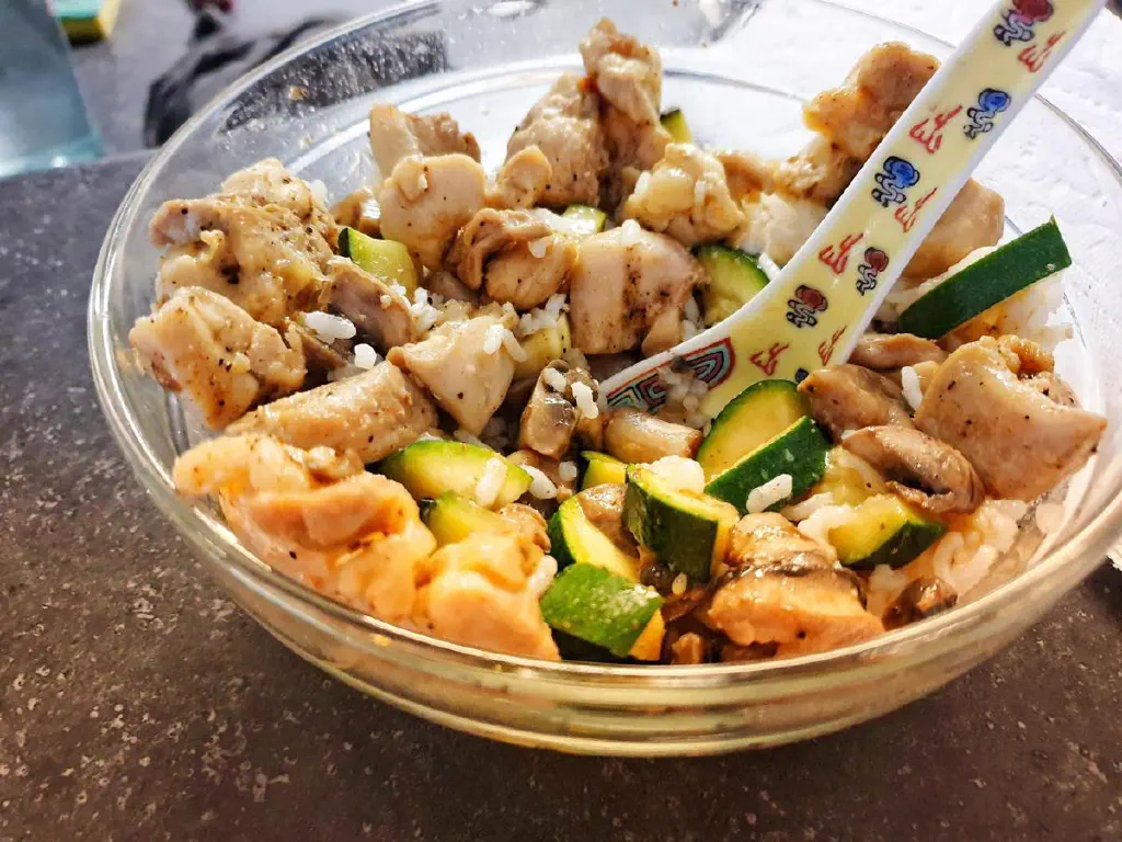 cover-chicken-for-lunch.jpg