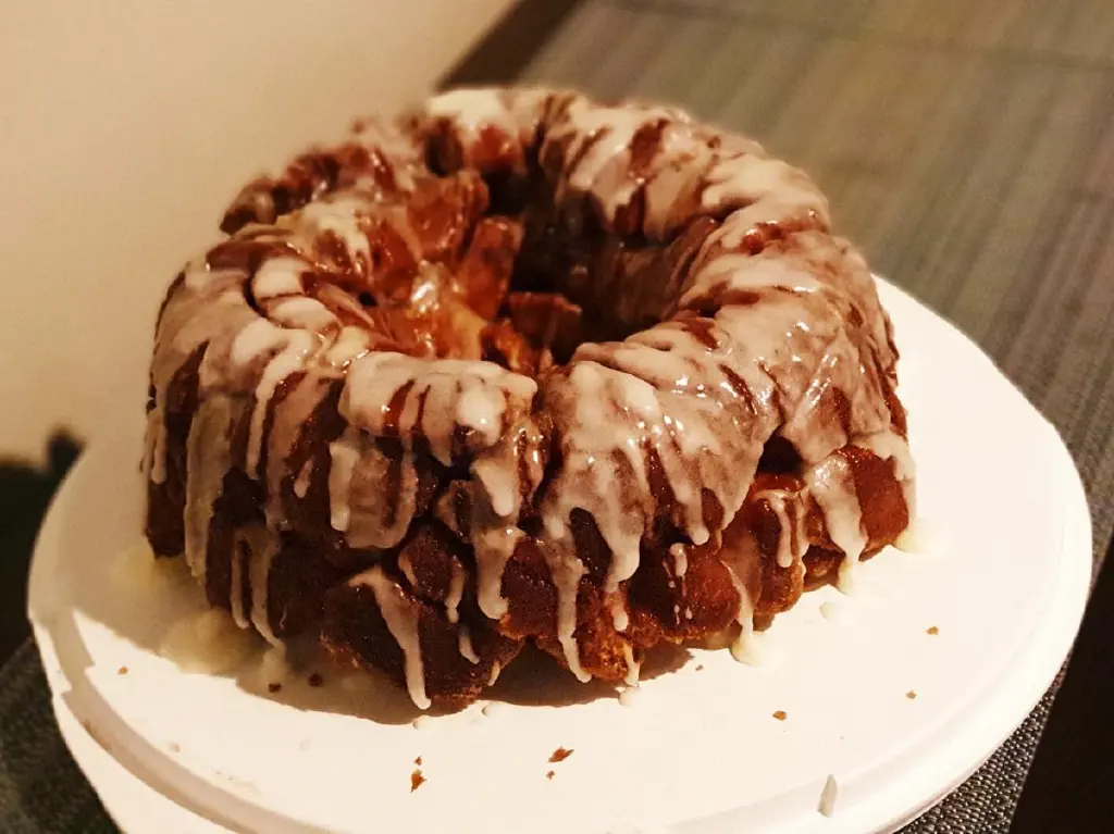 Monkey bread with icing