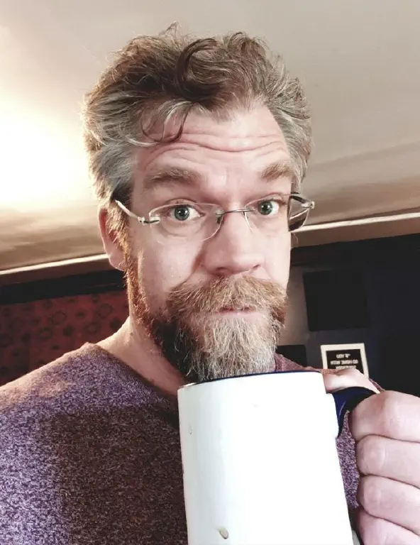 selfie, holding coffee